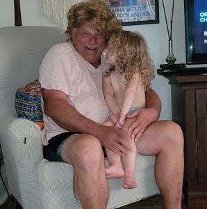 Meet your Posher, Becky